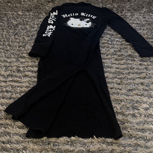 Hello Kitty Long Sleeve Dress with Graphic Detail - Picture 6 of 7